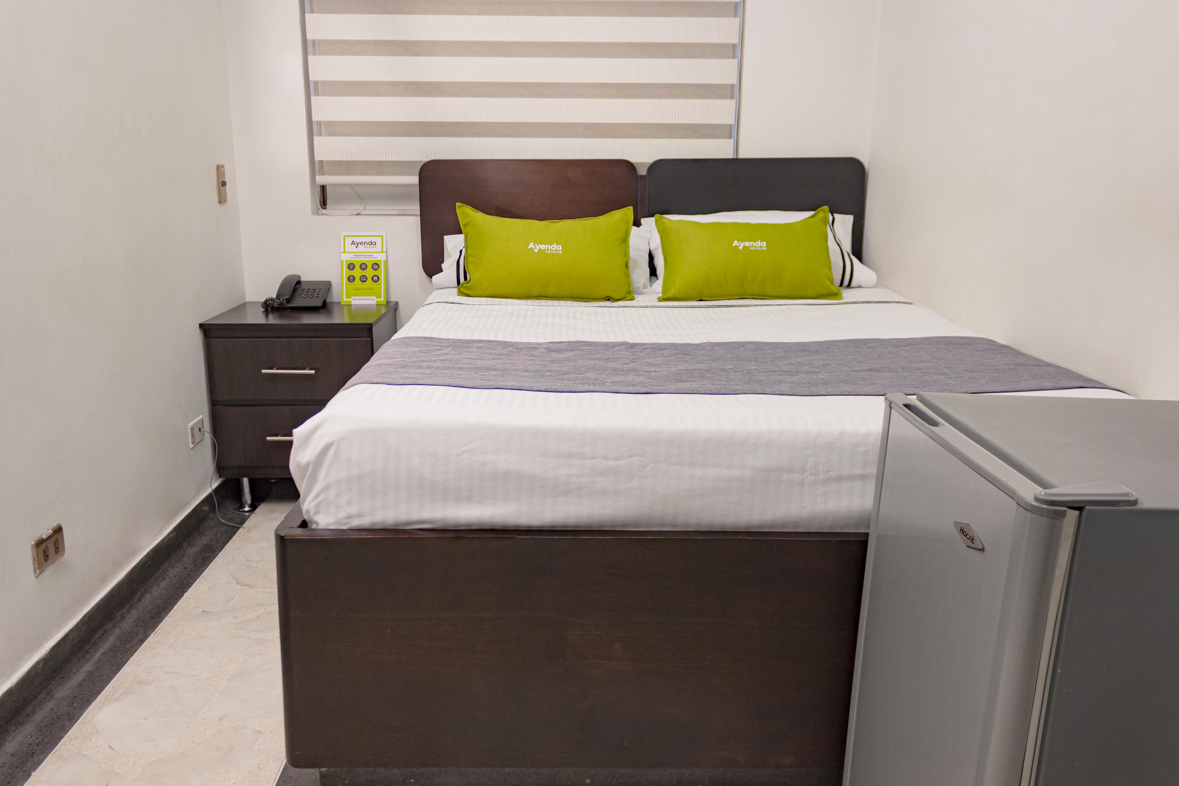 מדיין Hotel Calasanz Real מראה חיצוני תמונה