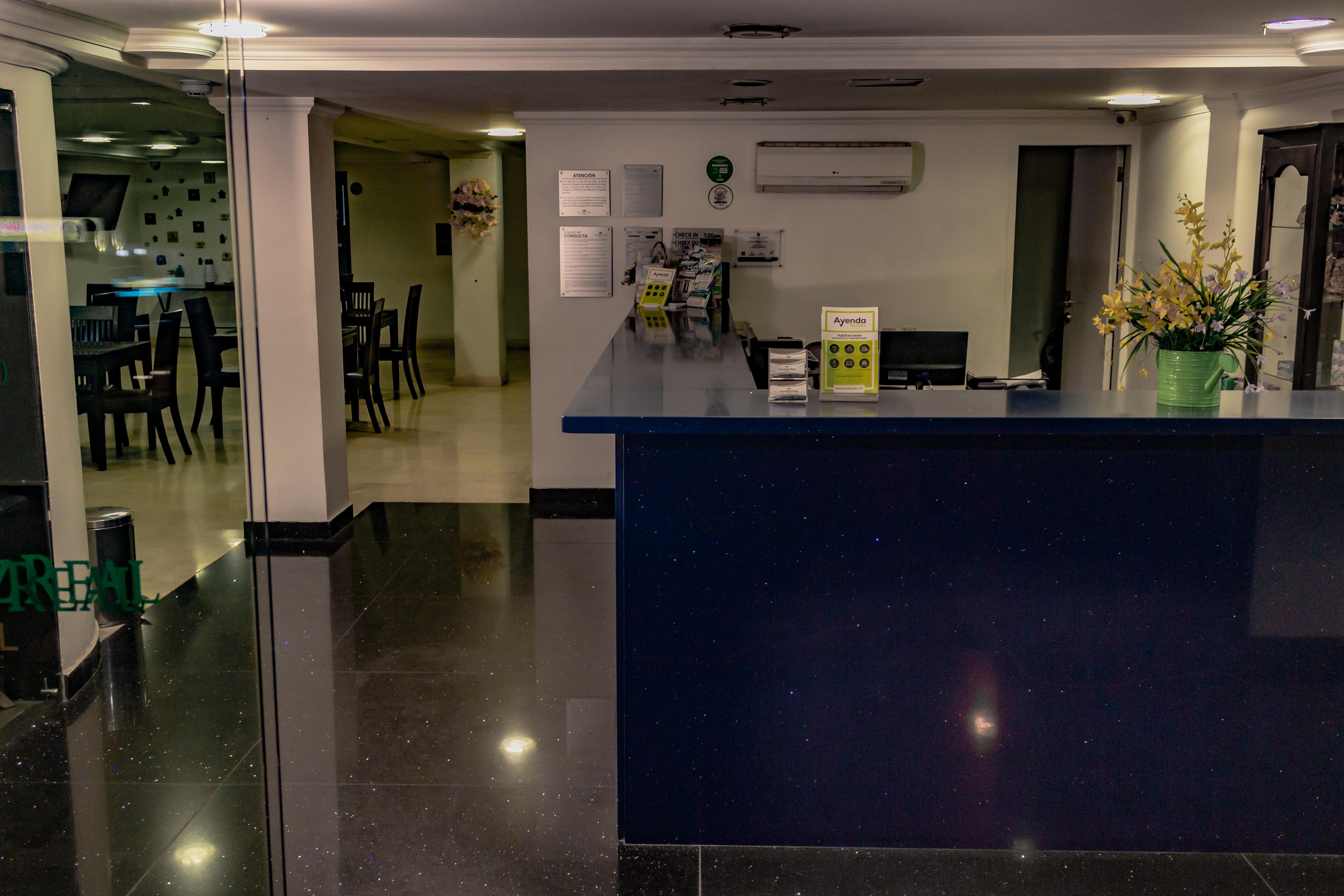 מדיין Hotel Calasanz Real מראה חיצוני תמונה